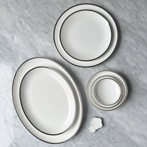 Platinum Edge Oval Platter