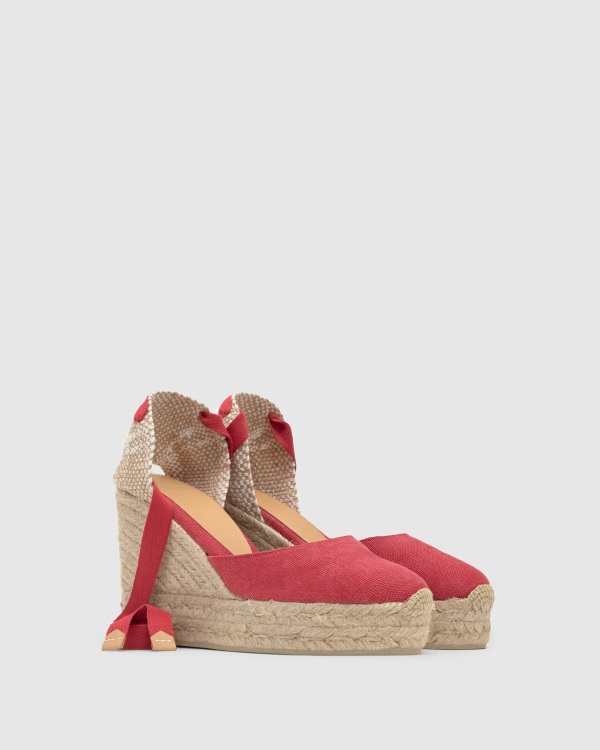 Carina 8ED in Carmine Red