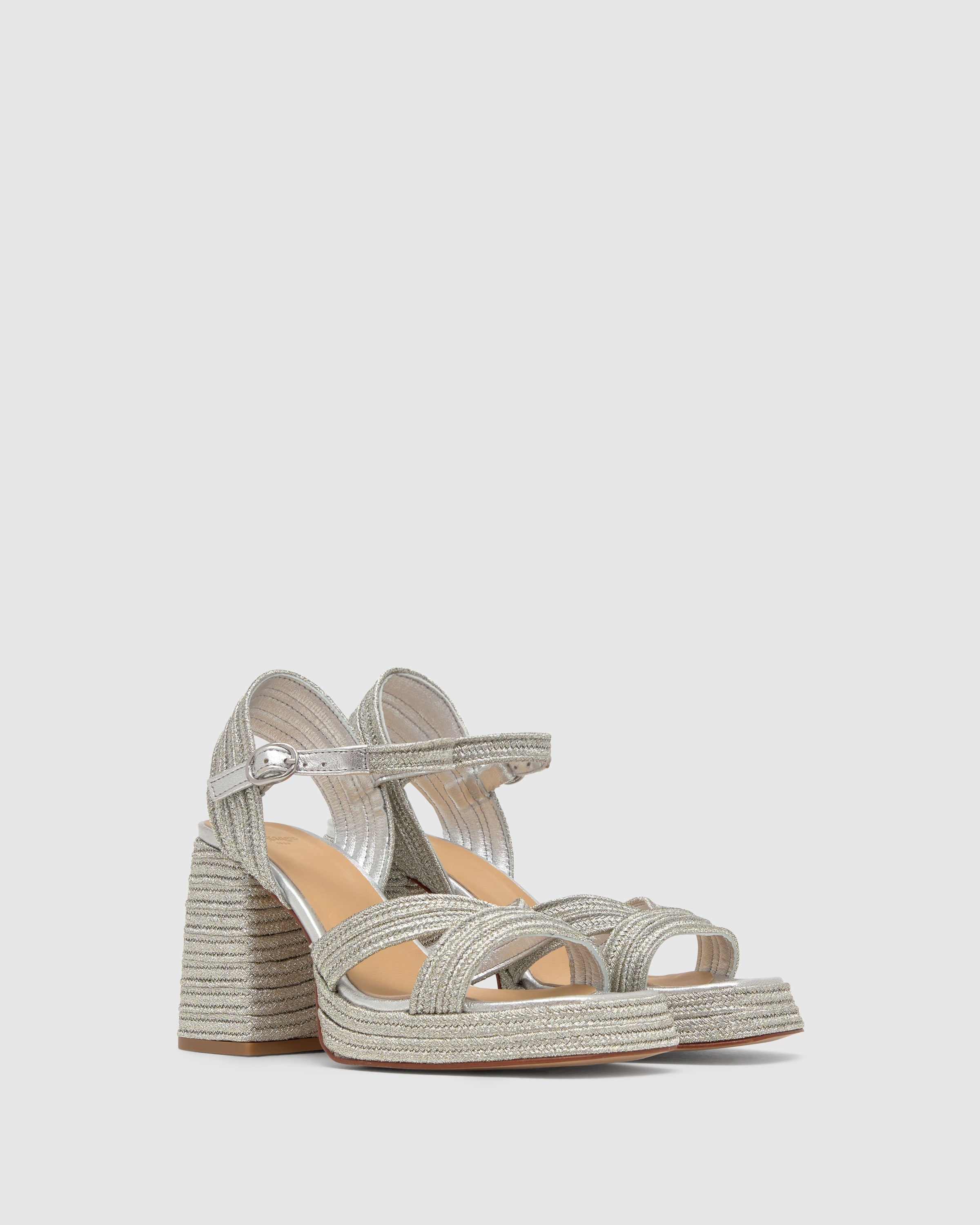 Valle in Platinum