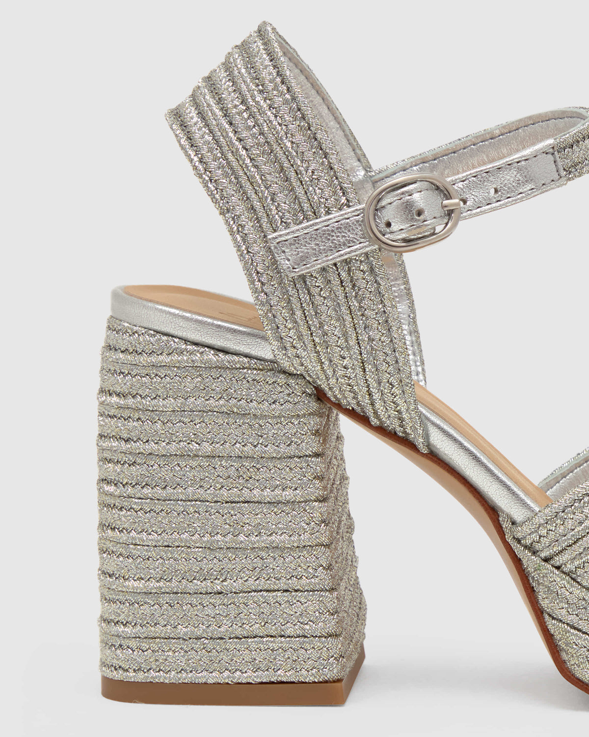 Valle in Platinum