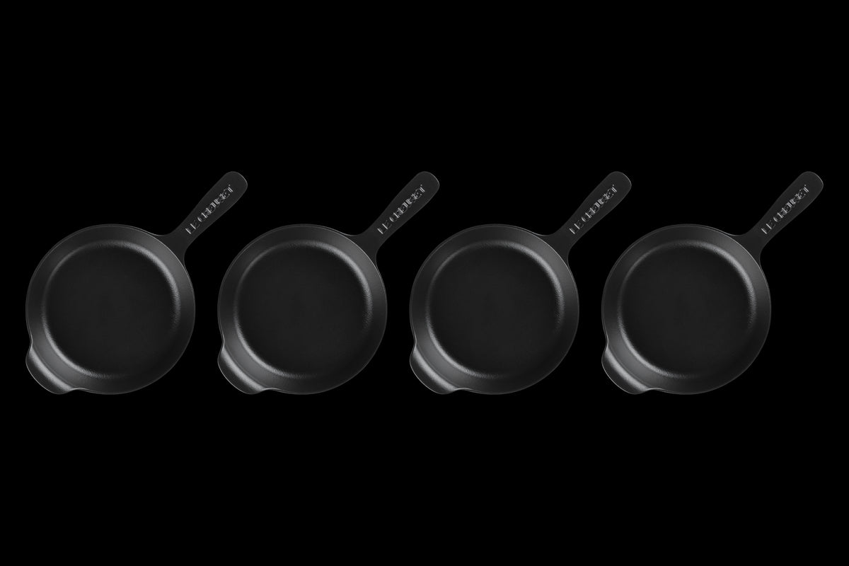 Mini Skillet 1/3 QT in Matte Black, Set of 4