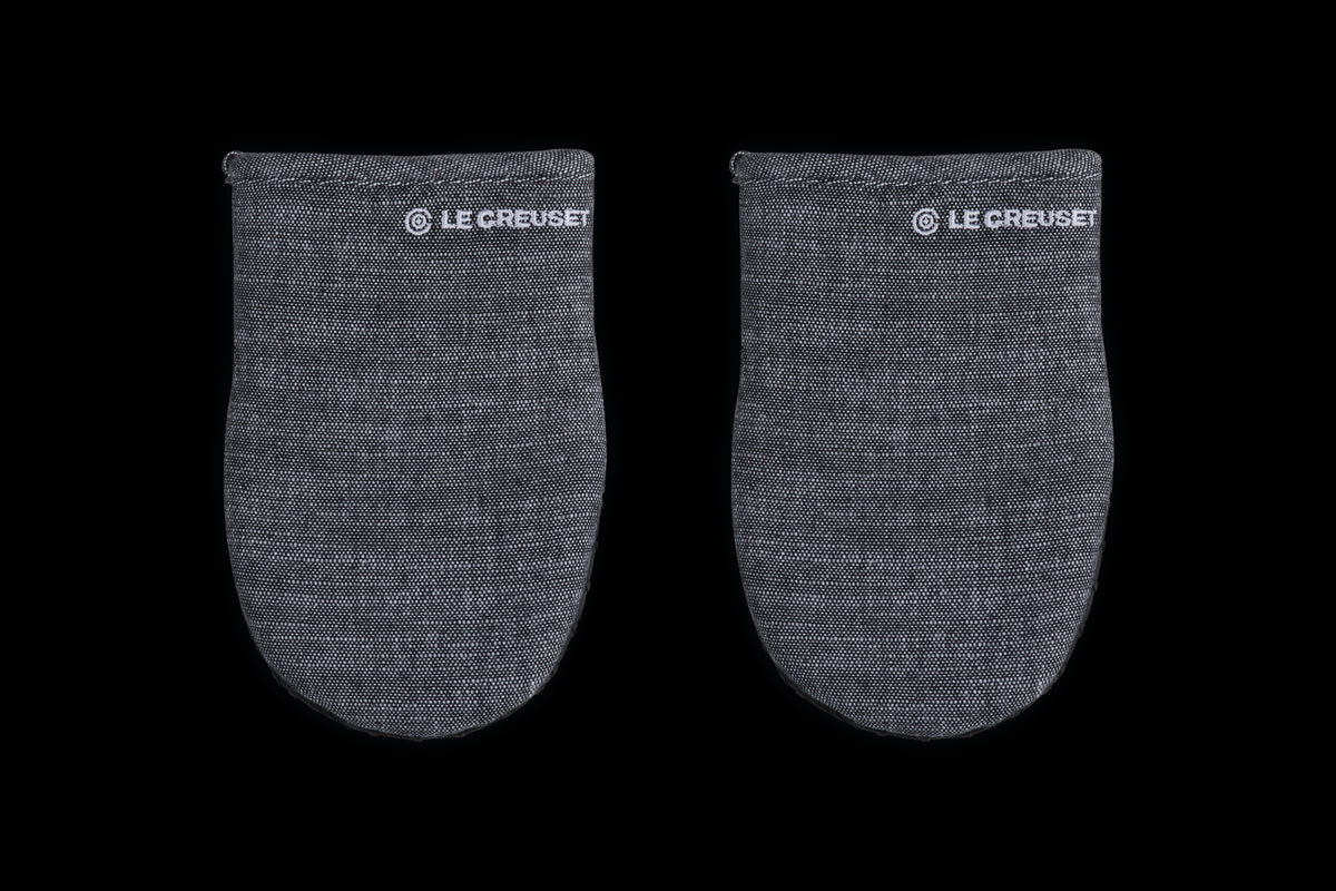Mini Oven Mitts 8" in Noir, Set of 2