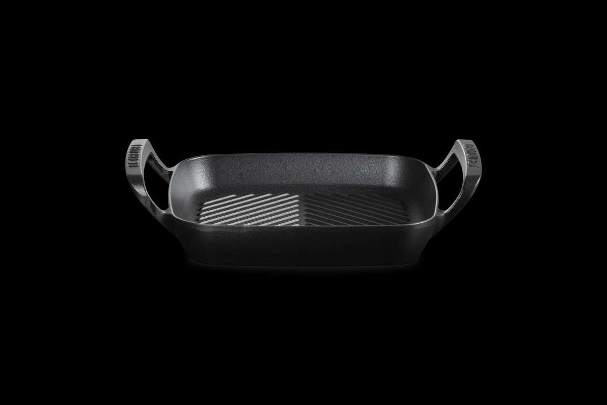 Alpine Outdoor Square Grill in Matte Black