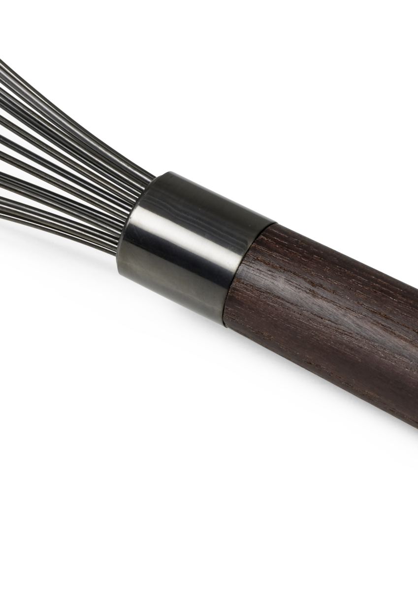 RÅ Whisk in Thermo Ash and Gun Metallic