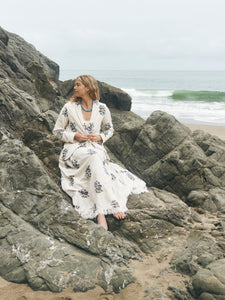 Amber Blazer in Oatmeal Bluesy Beaded Floral