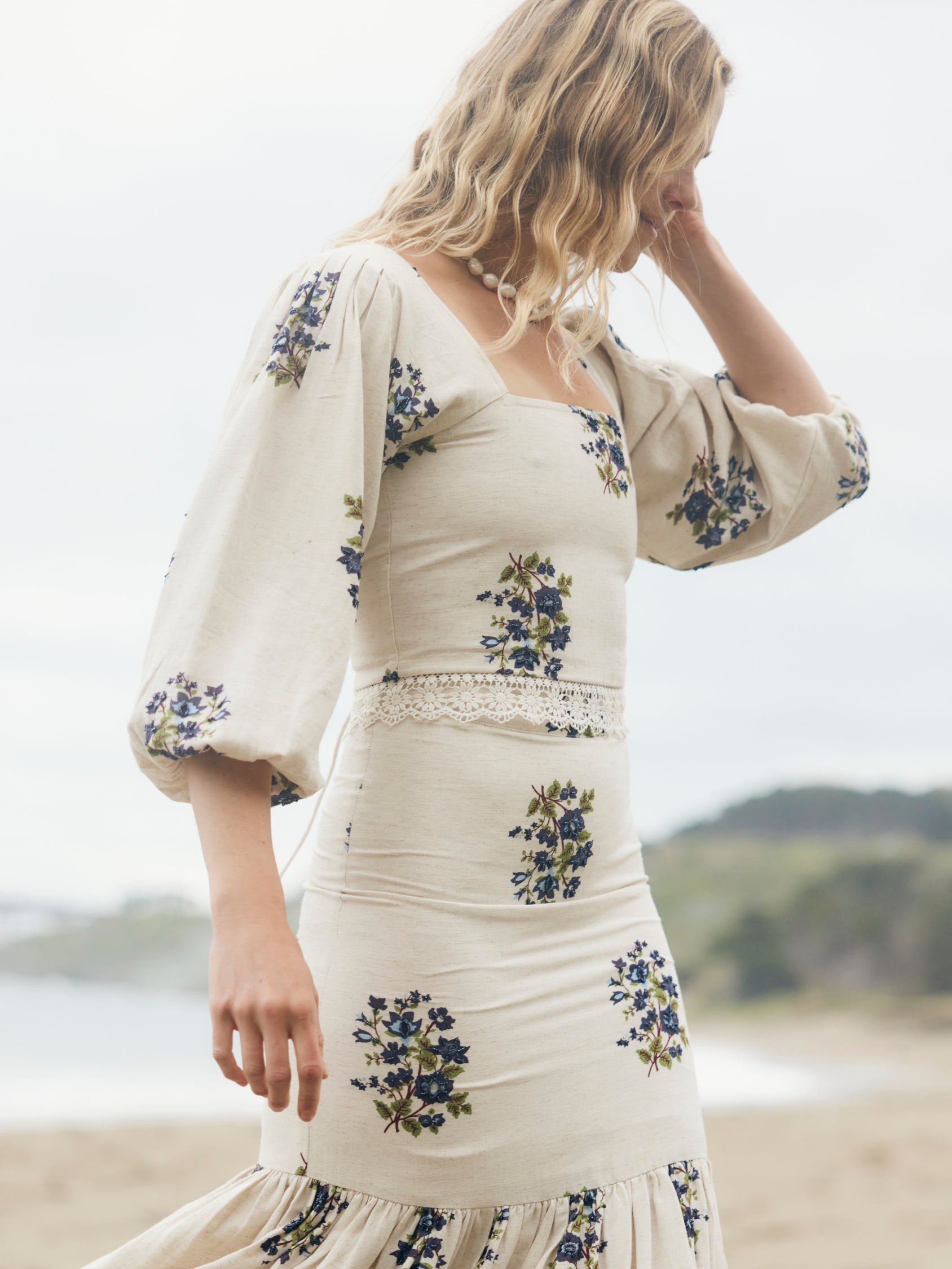 Maysie Puff Sleeve Top in Oatmeal Bluesy Beaded Floral