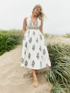 Becca Midi Dress in White with Bouquets