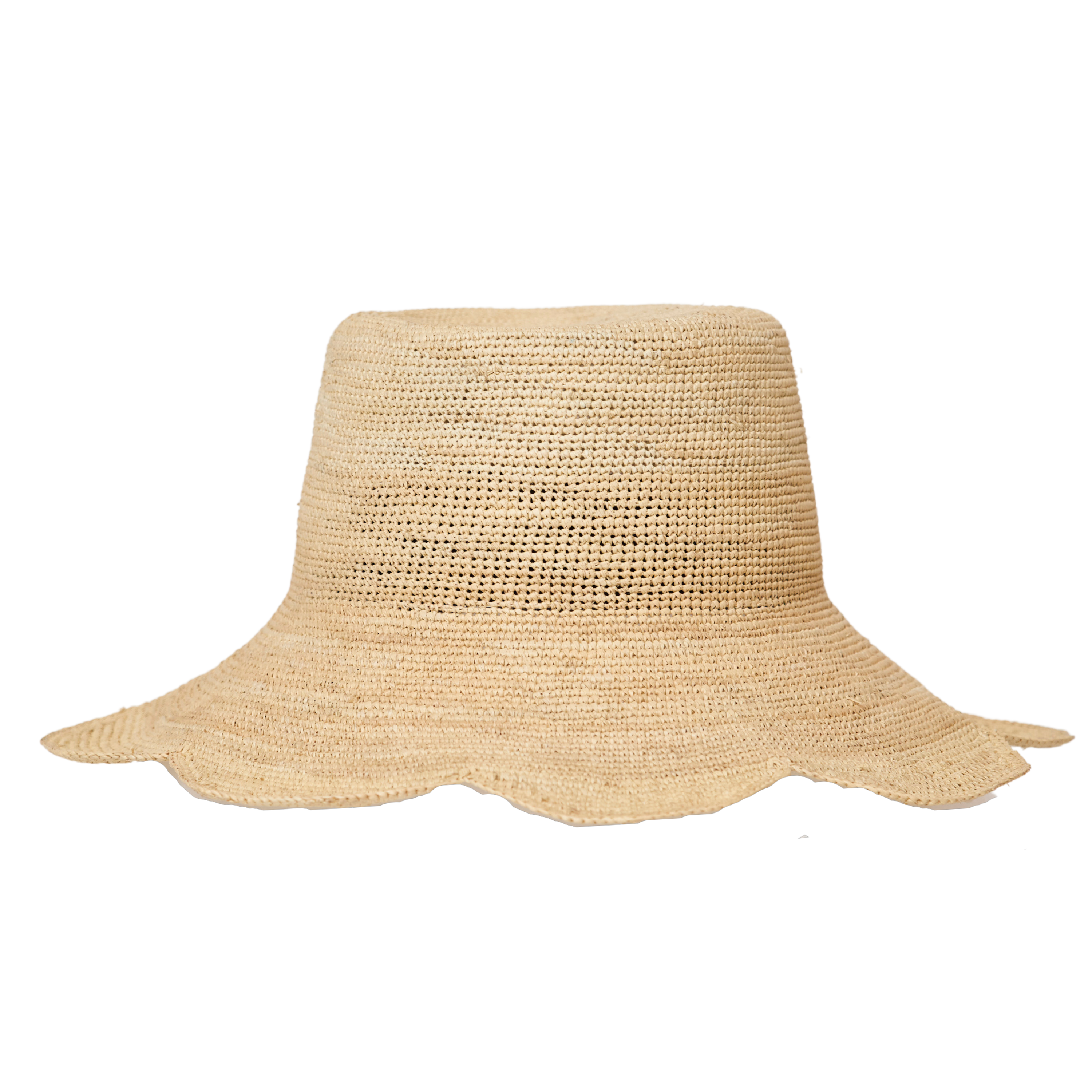 Packable Scallop Crochet Bucket in Natural