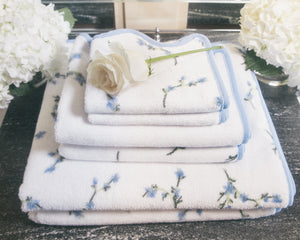 OTM For Kassatex: Floral Scallop Towel