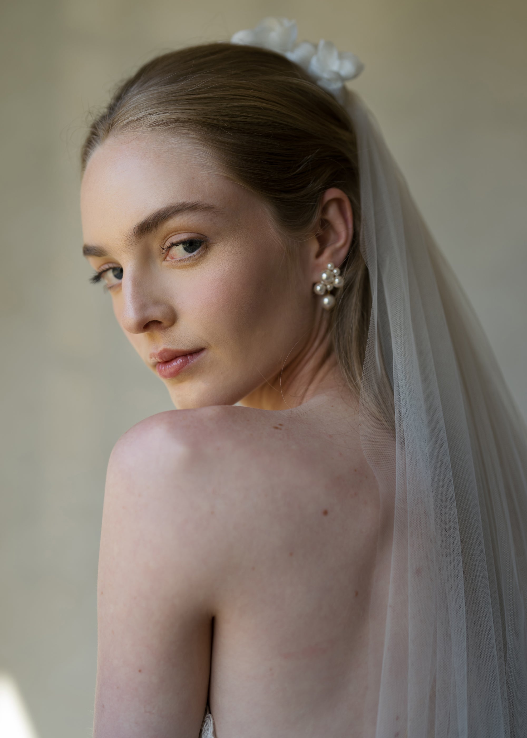 Perlita Earrings in Pearl