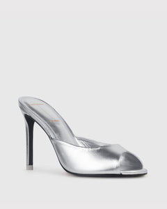 Alessia in Silver Metallic Leather