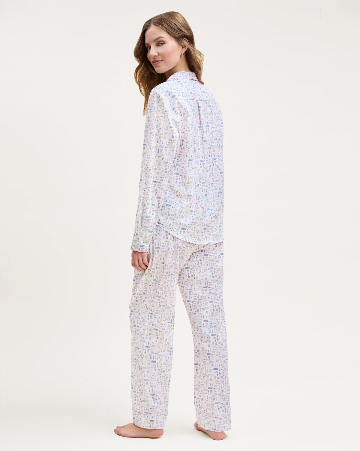 Women’s Twill Pajama Set in Baking Spirits Bright