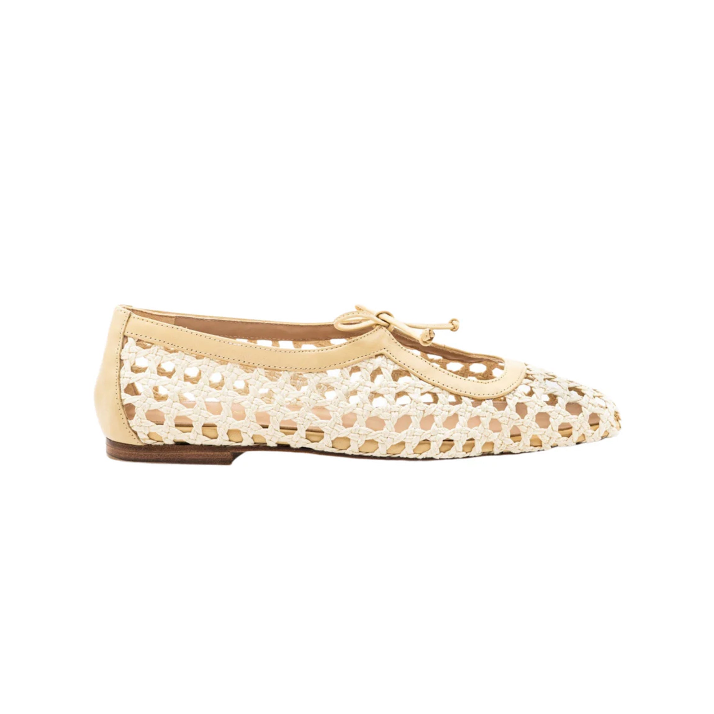 Amelia Flat in Natural Raffia
