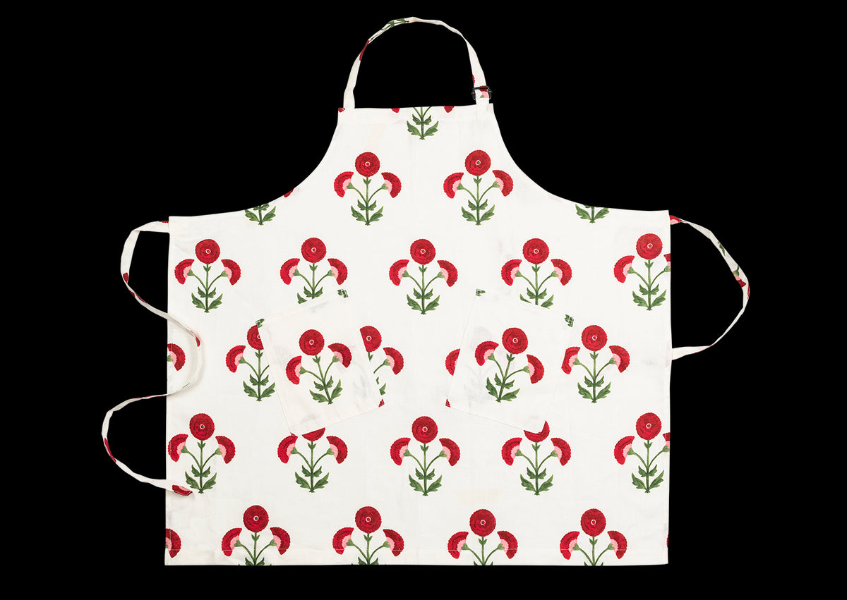 Matouk Schumacher Linen Apron in Gisele Scarlet