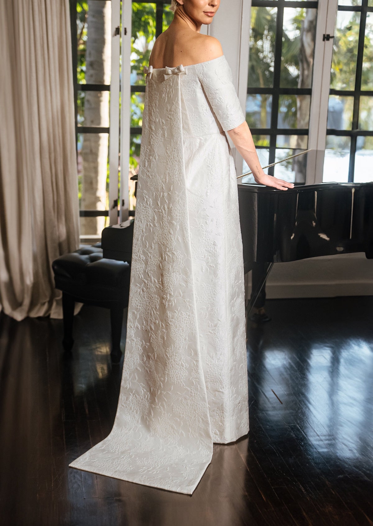 Off-The-Shoulder Slim-Waisted Bridal Gown With Panel Back And Bows In White French Brocade