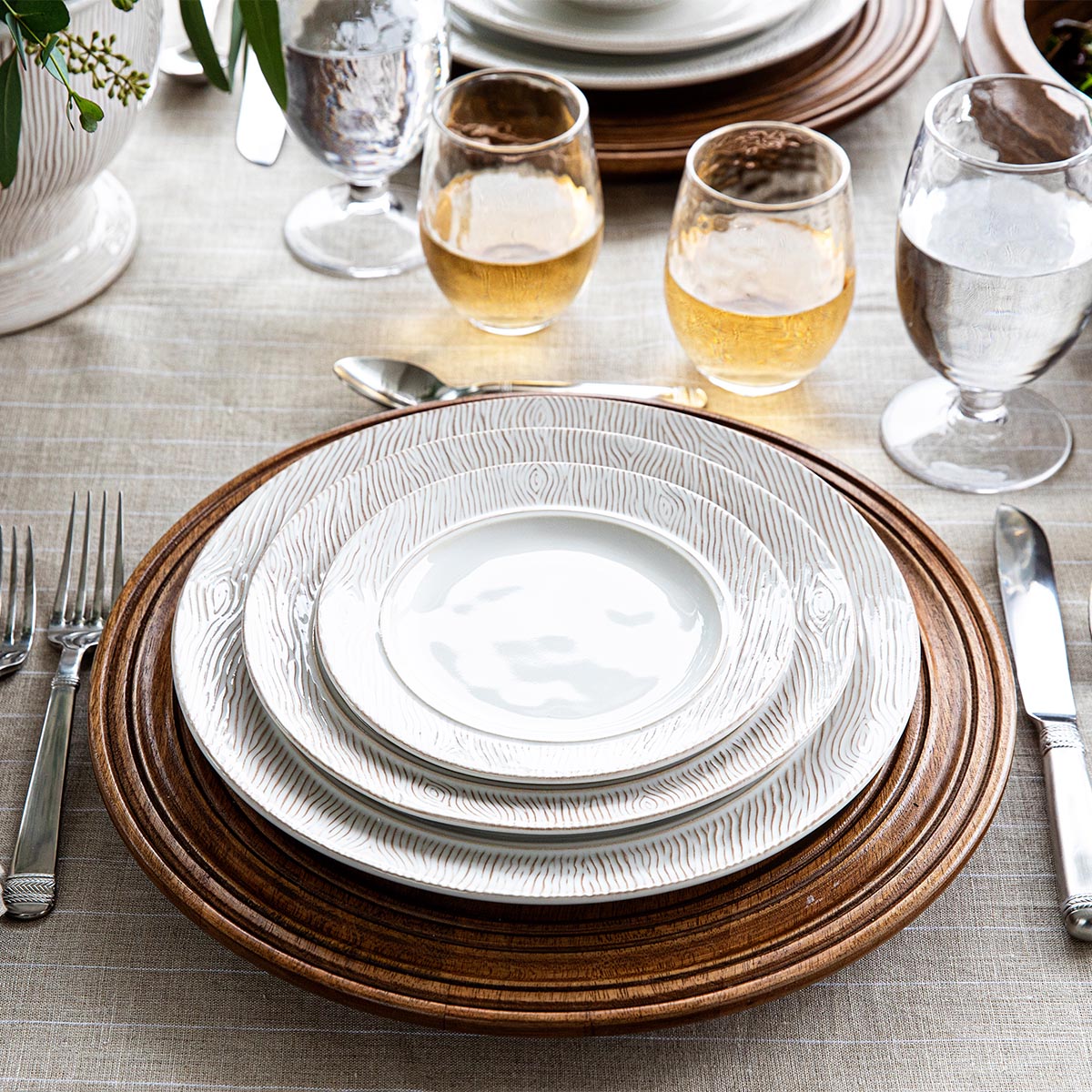 Blenheim Oak Cocktail Plate