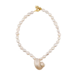 Big Shell Necklace