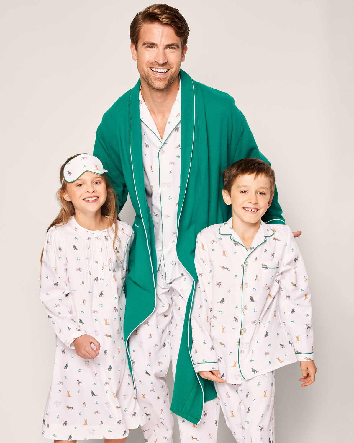 Kid’s Twill Pajama Set in Jingle Paws