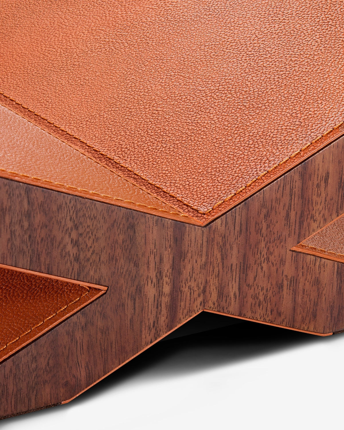 Culture Ultimate Bookstand in Camel