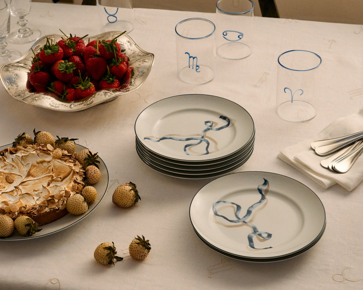 Ribbon Dinner Plates