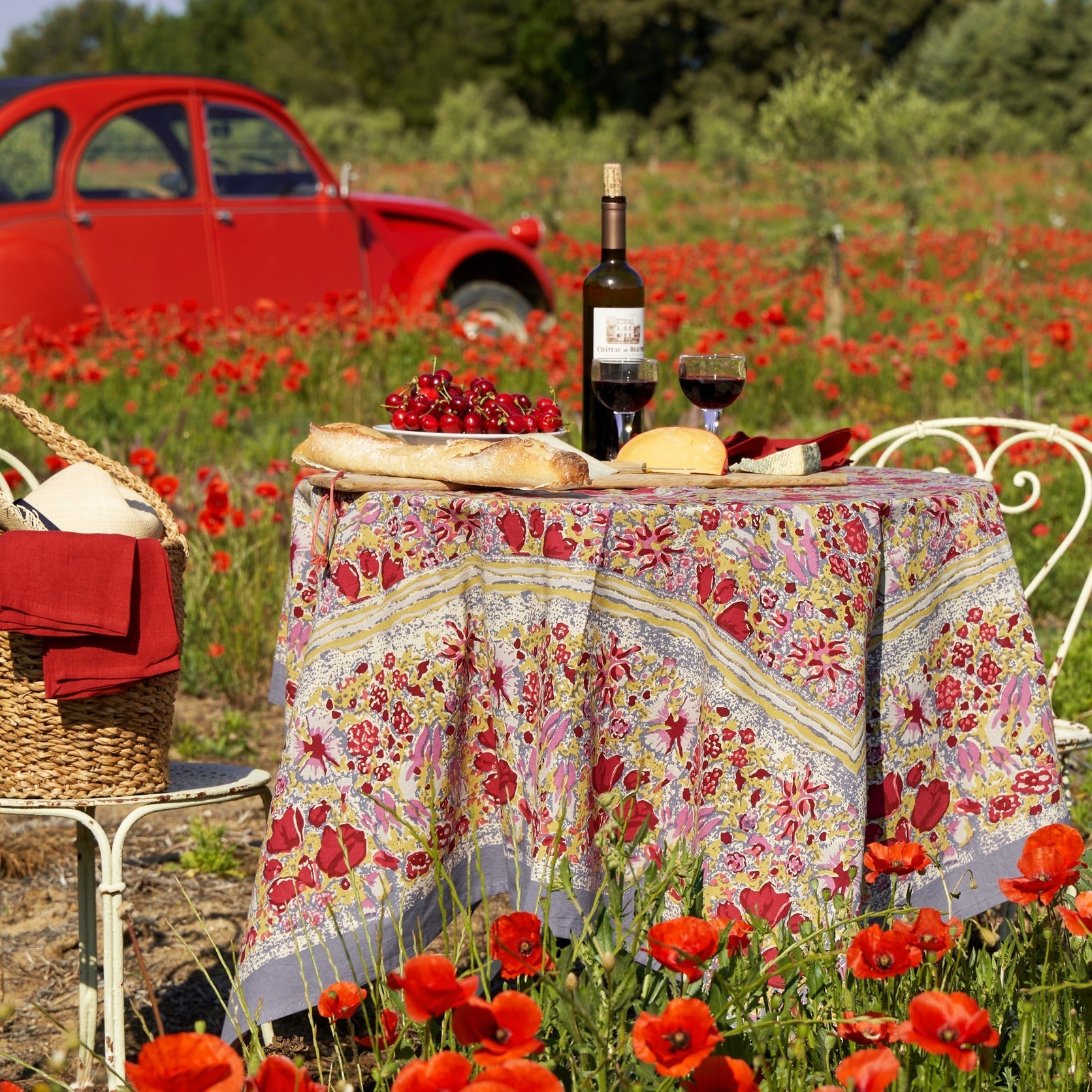 French Tablecloth Jardin Red & Grey