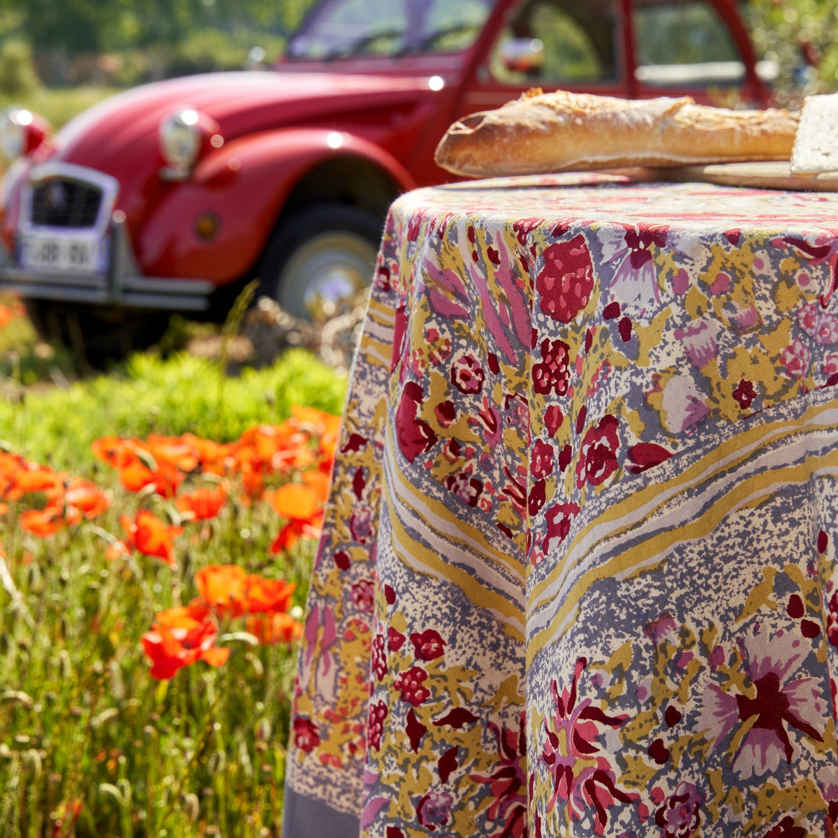 French Tablecloth Jardin Red & Grey