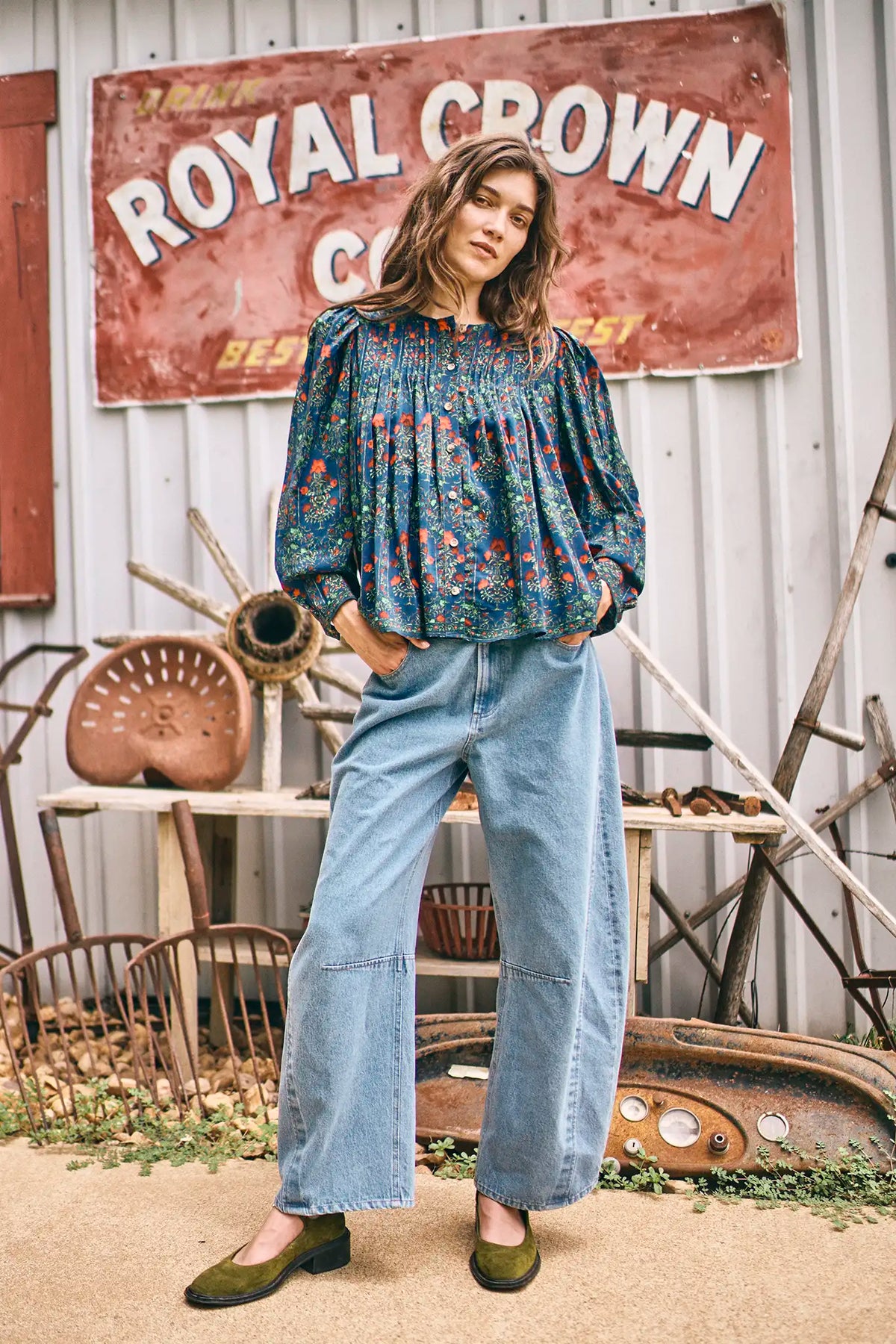 Daphne Top in Midnight Garden