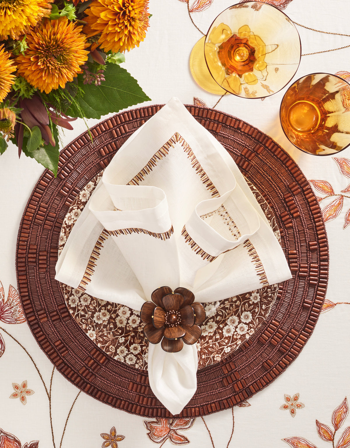 Begonia Napkin Ring in Brown & Gold, Set of 4