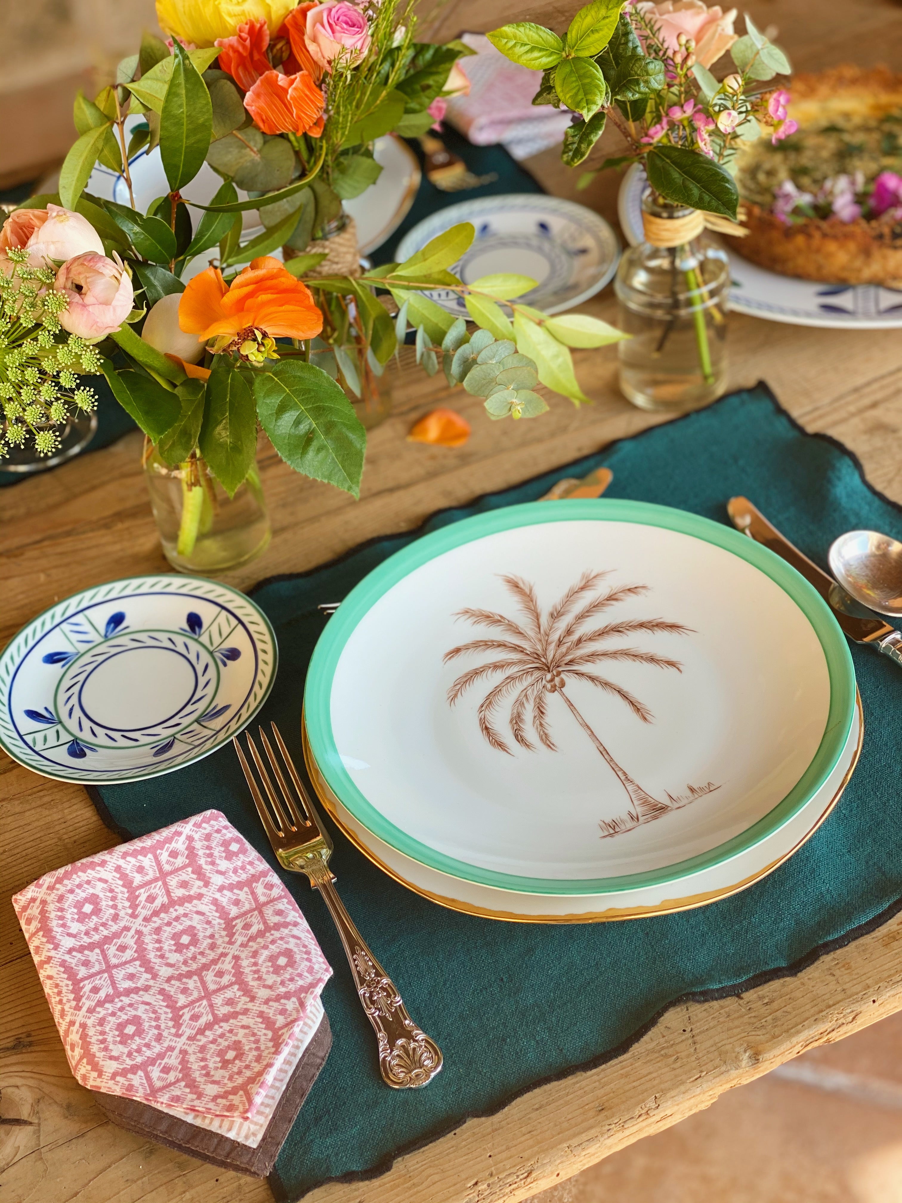 Coconut Tree Dinner Plate