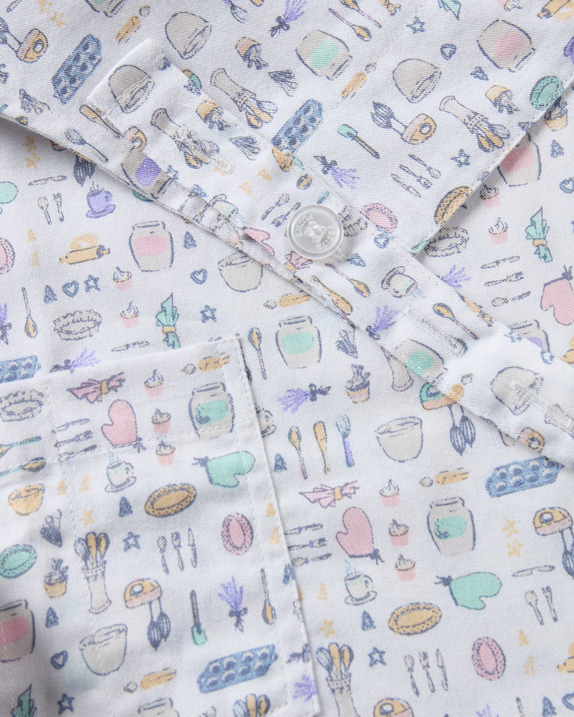 Kid’s Twill Apron in Baking Spirits Bright