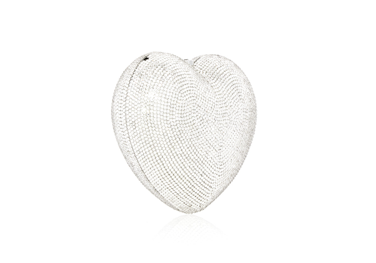 Petit Coeur L'amour Clutch in Silver