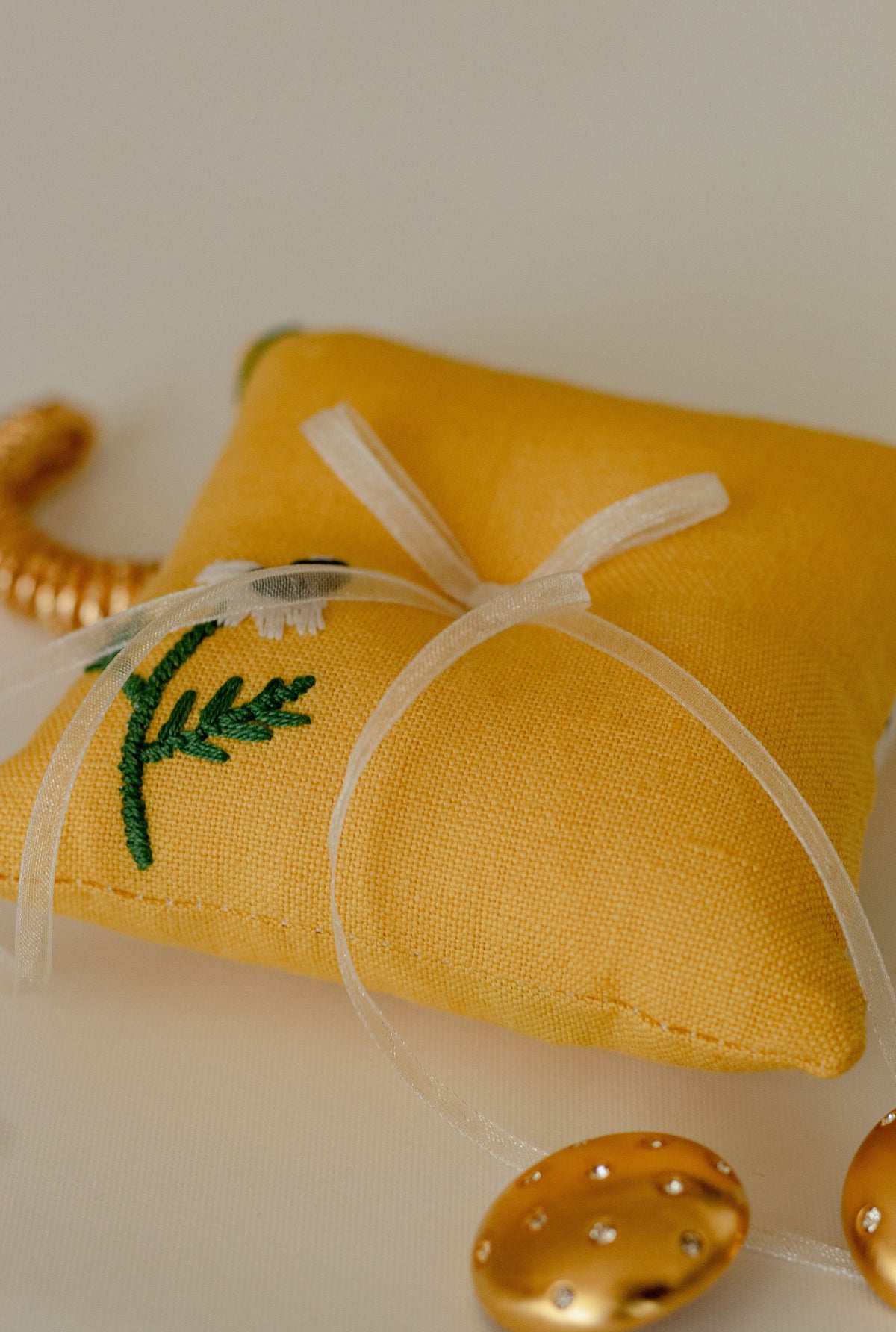 Manzanilla Mustard Ring Pillow