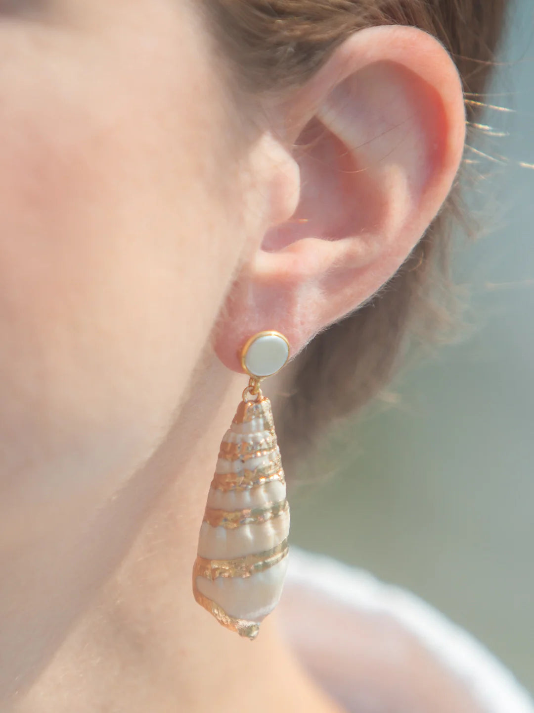 Kai Earrings in Natural