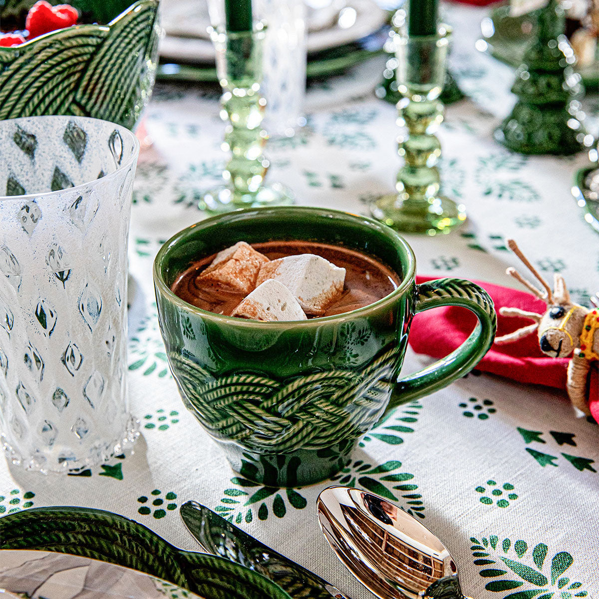 Le Panier Mystic Knot Mug in Basil