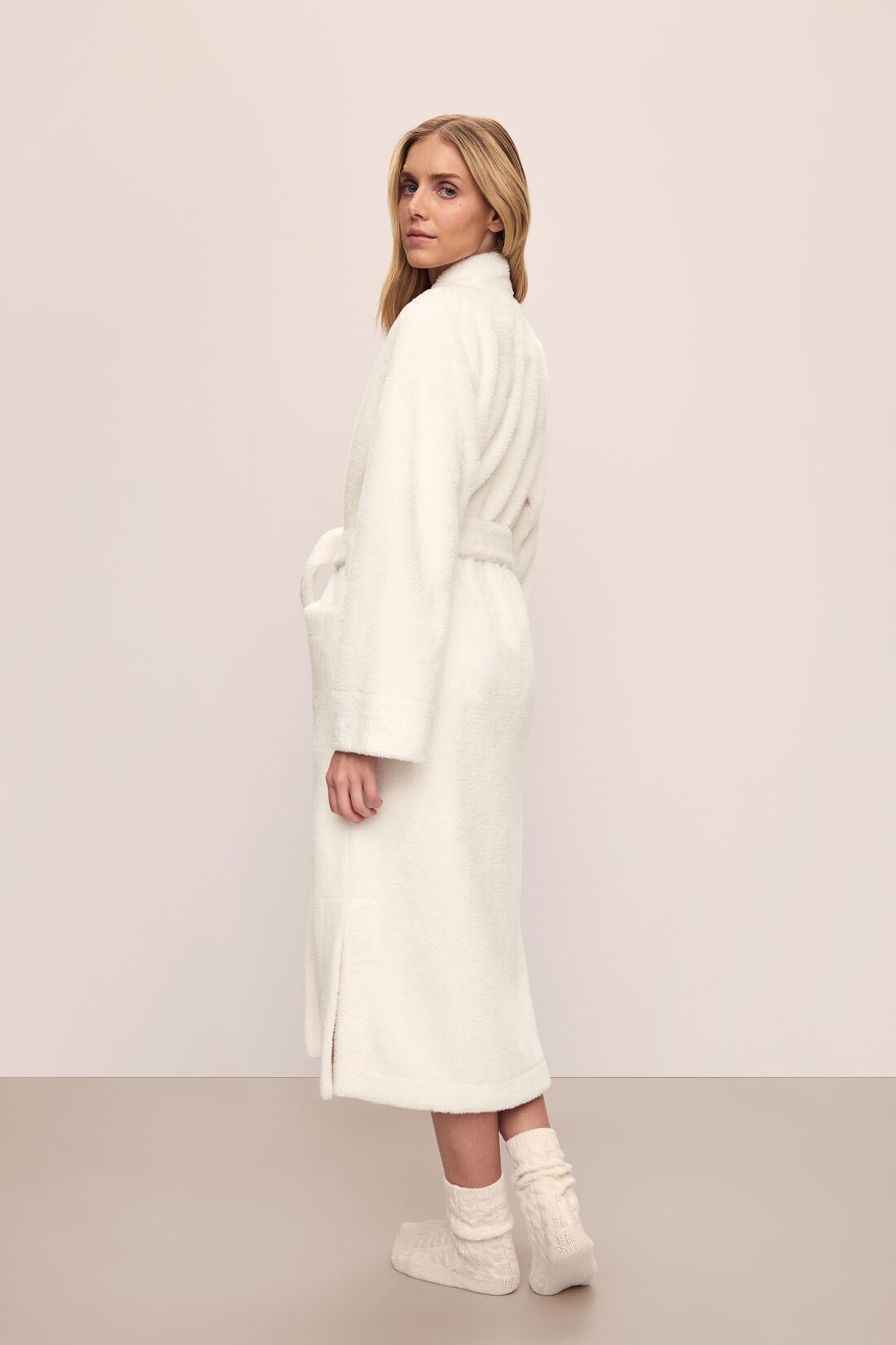 Renew Plush Long Robe In Ivory