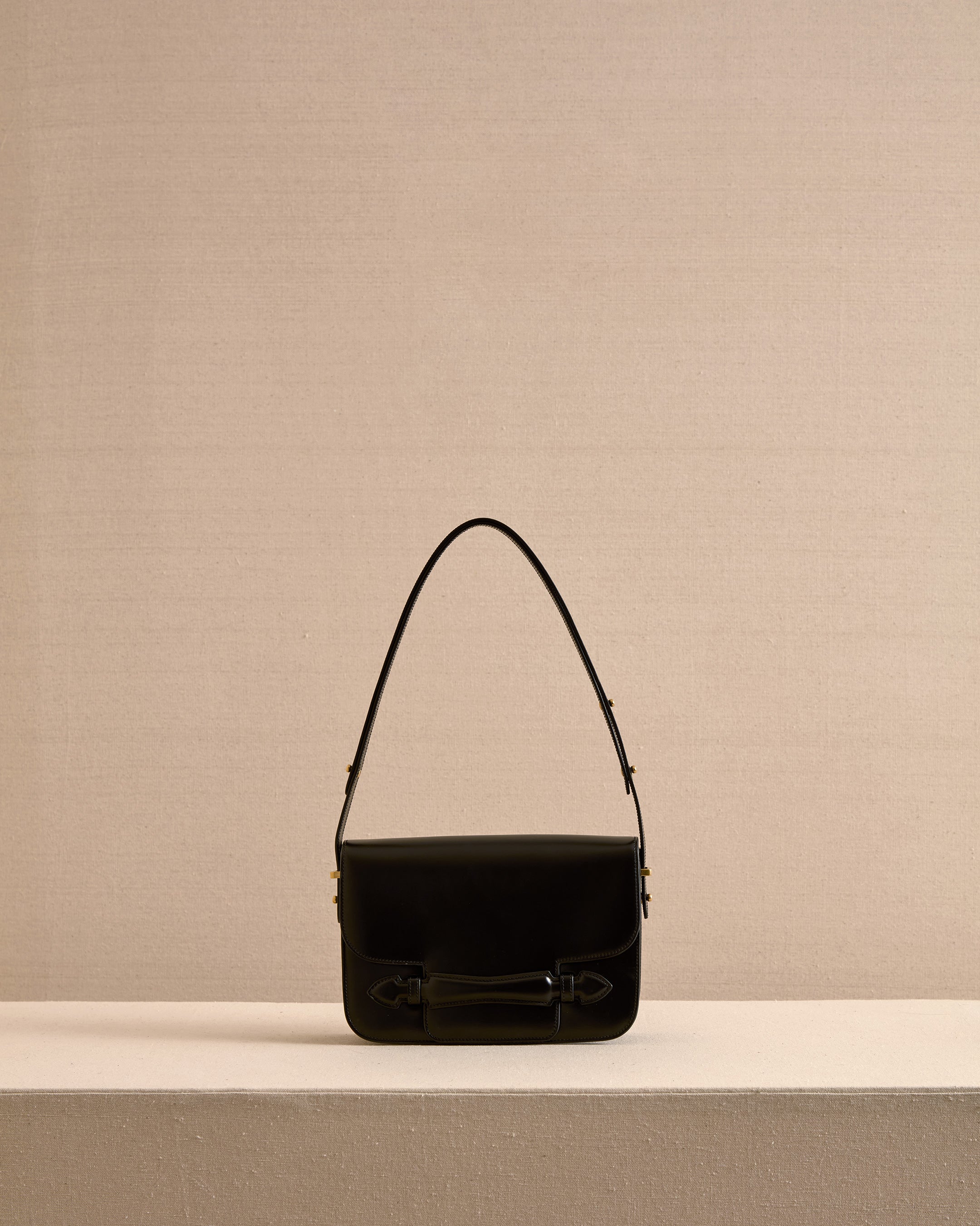 Romy 25 in Black