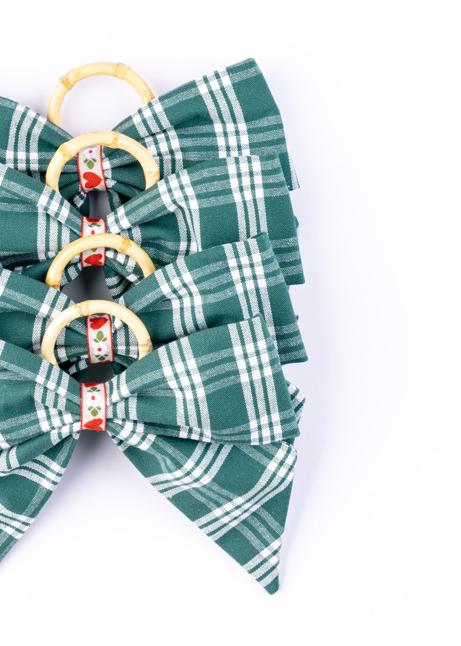 Olive Grove Plaid Napkin Rings in Green, Set of 4