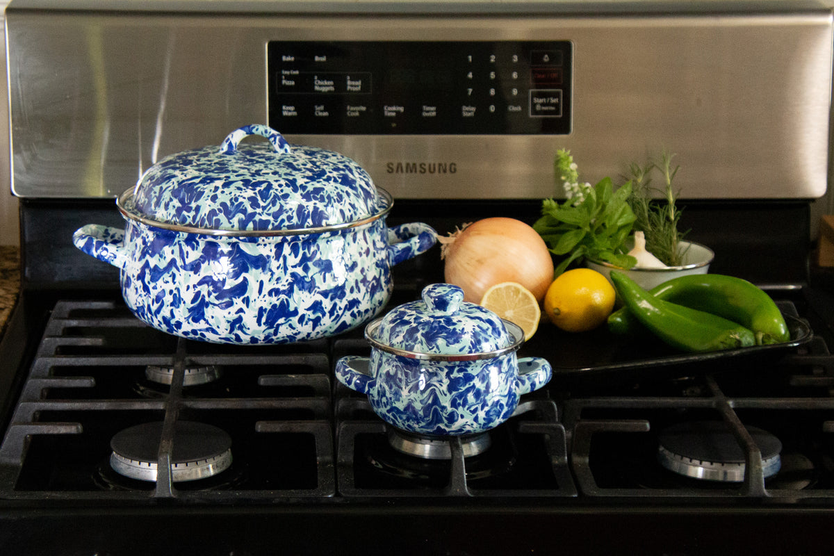 Dutch Oven in Cobalt Swirl