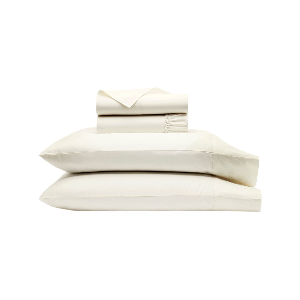 Signature Hemmed Sheet Set in Cream