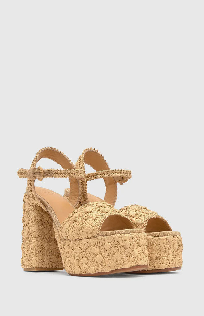 Fabiana in Natural Leather