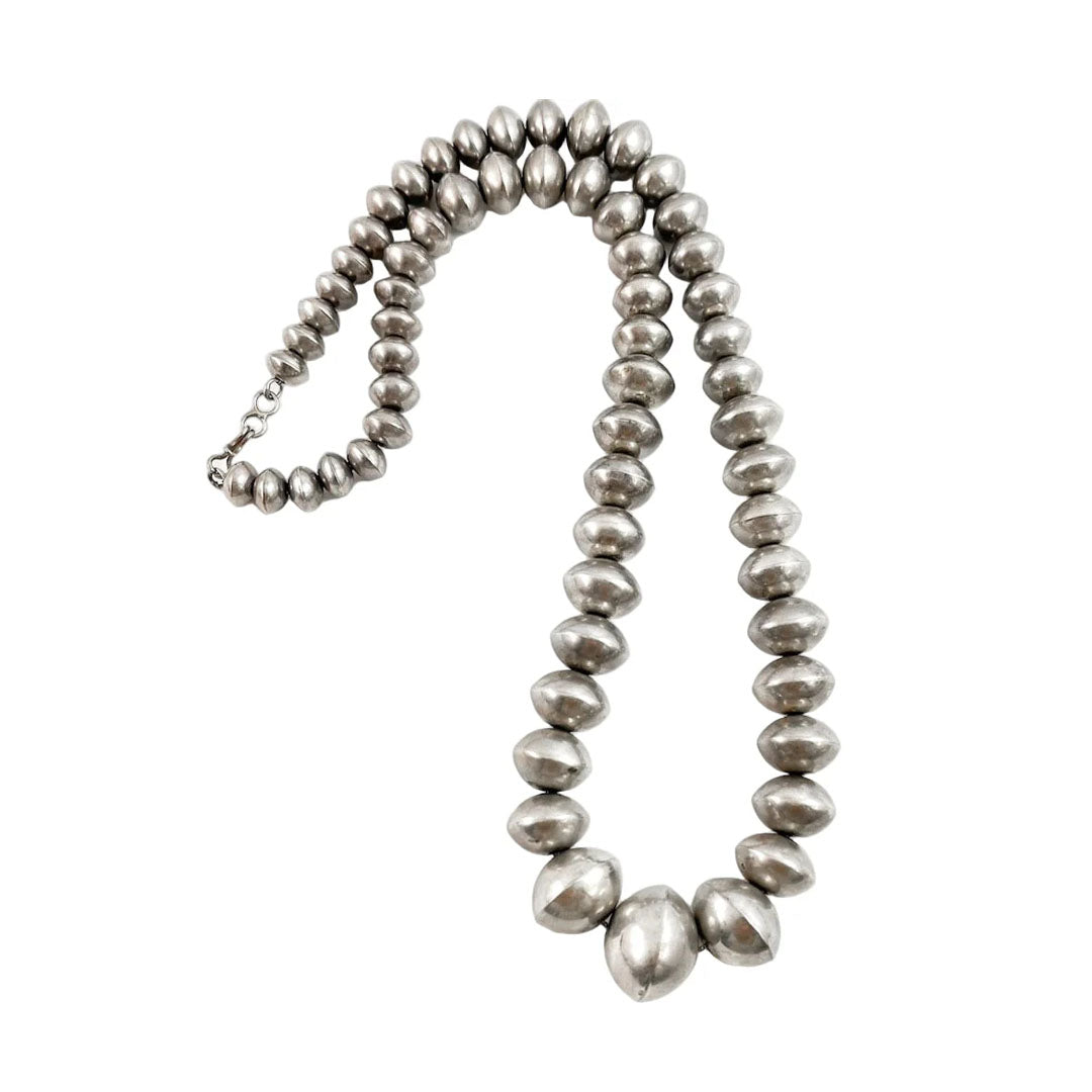 Vintage Plain Silver Beads 23"
