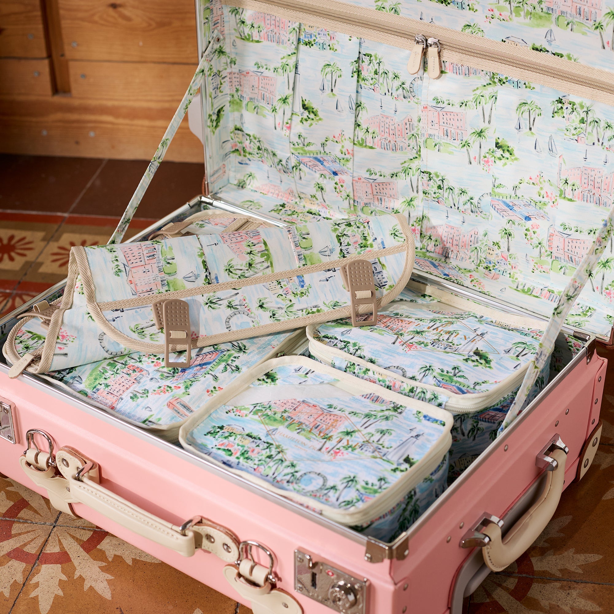 The Hamilton Princess Bermuda x SteamLine Packing Cube Set
