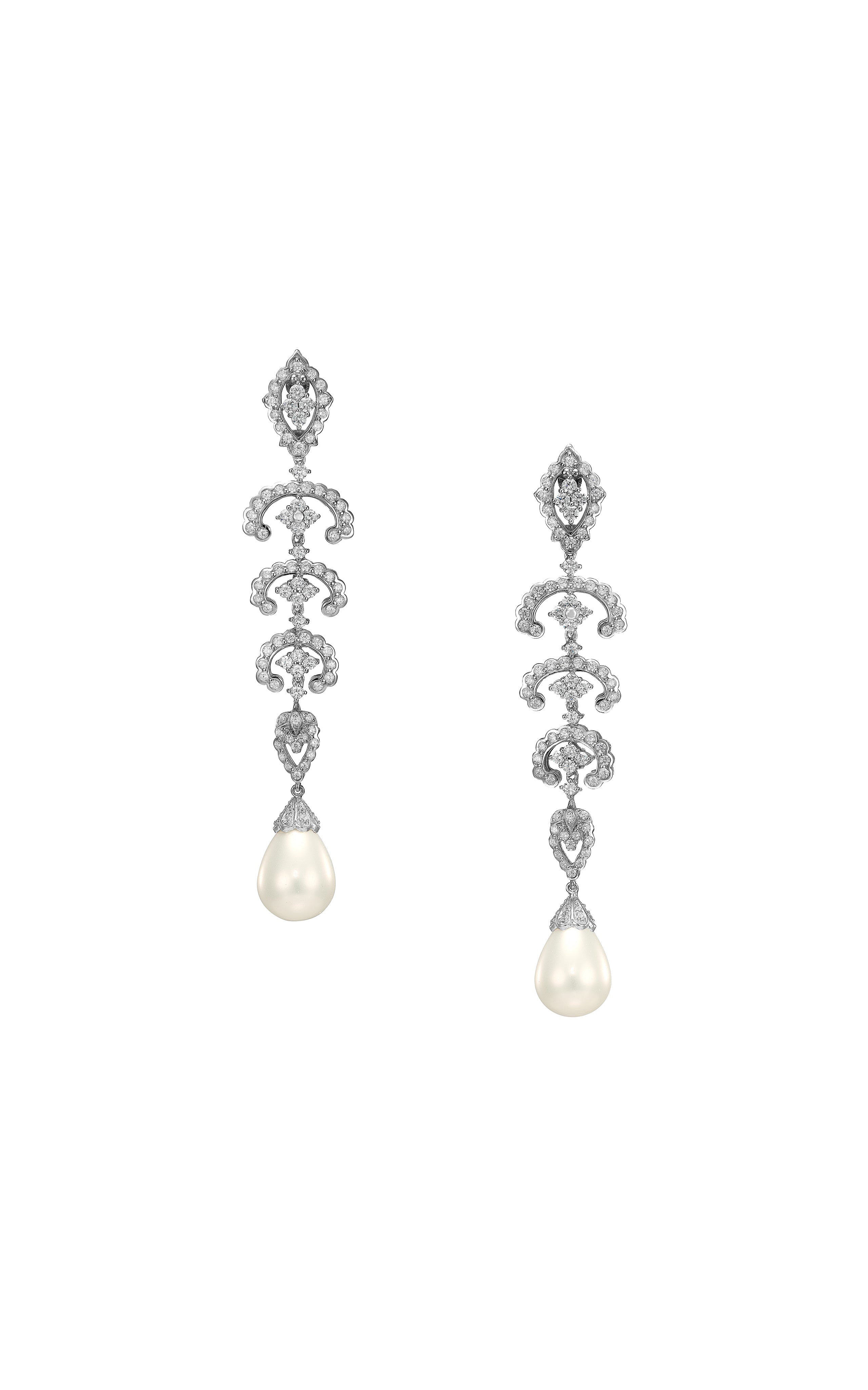 Pearl Scallop Lace Earrings