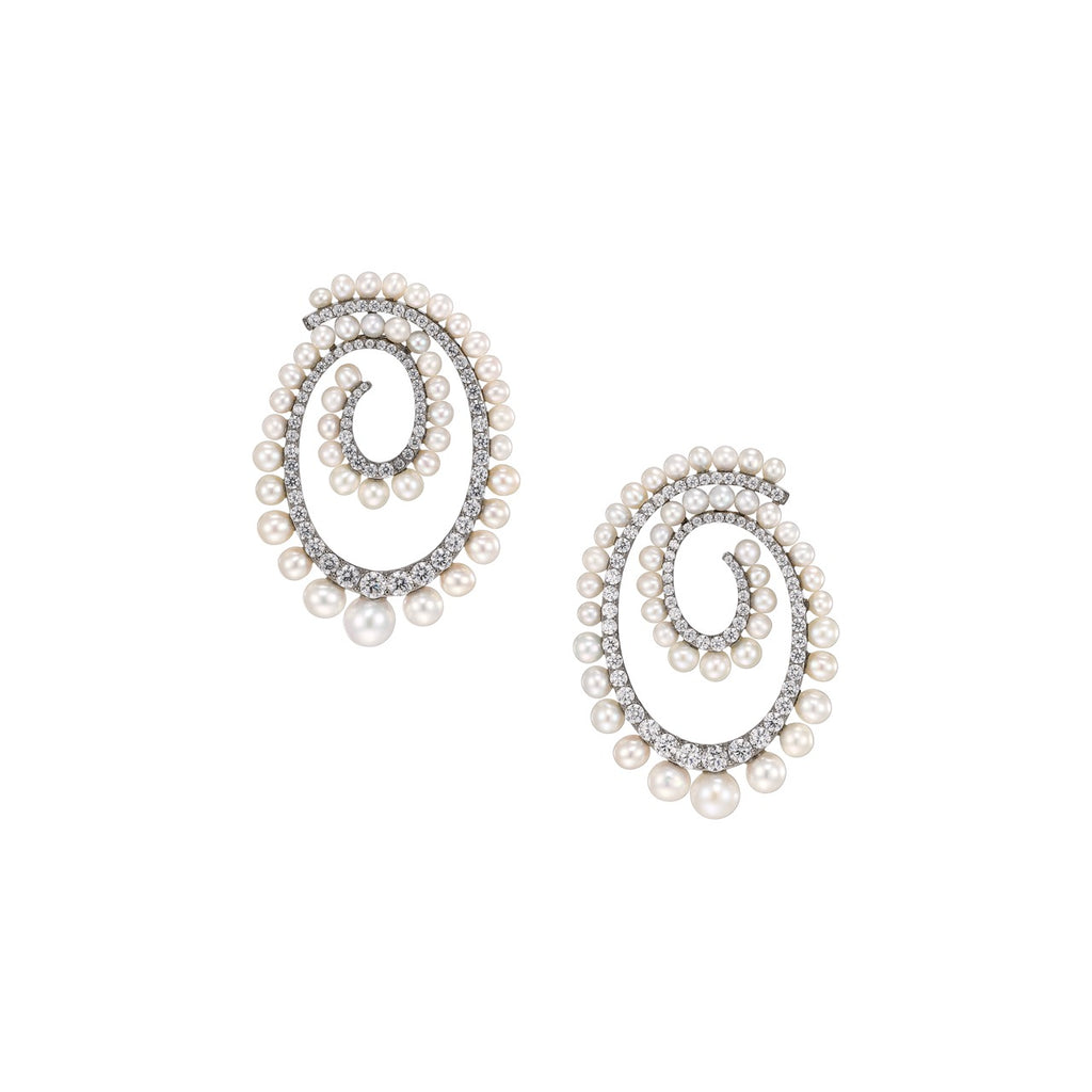Petite Pearl Vortex Earrings