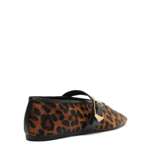 Courtney Buckle Hair Calf Flat in Natural/Black