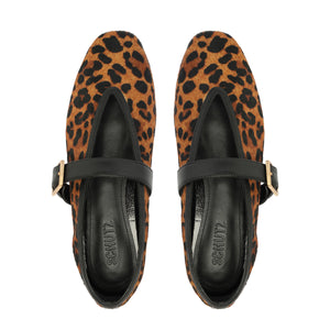 Courtney Buckle Hair Calf Flat in Natural/Black