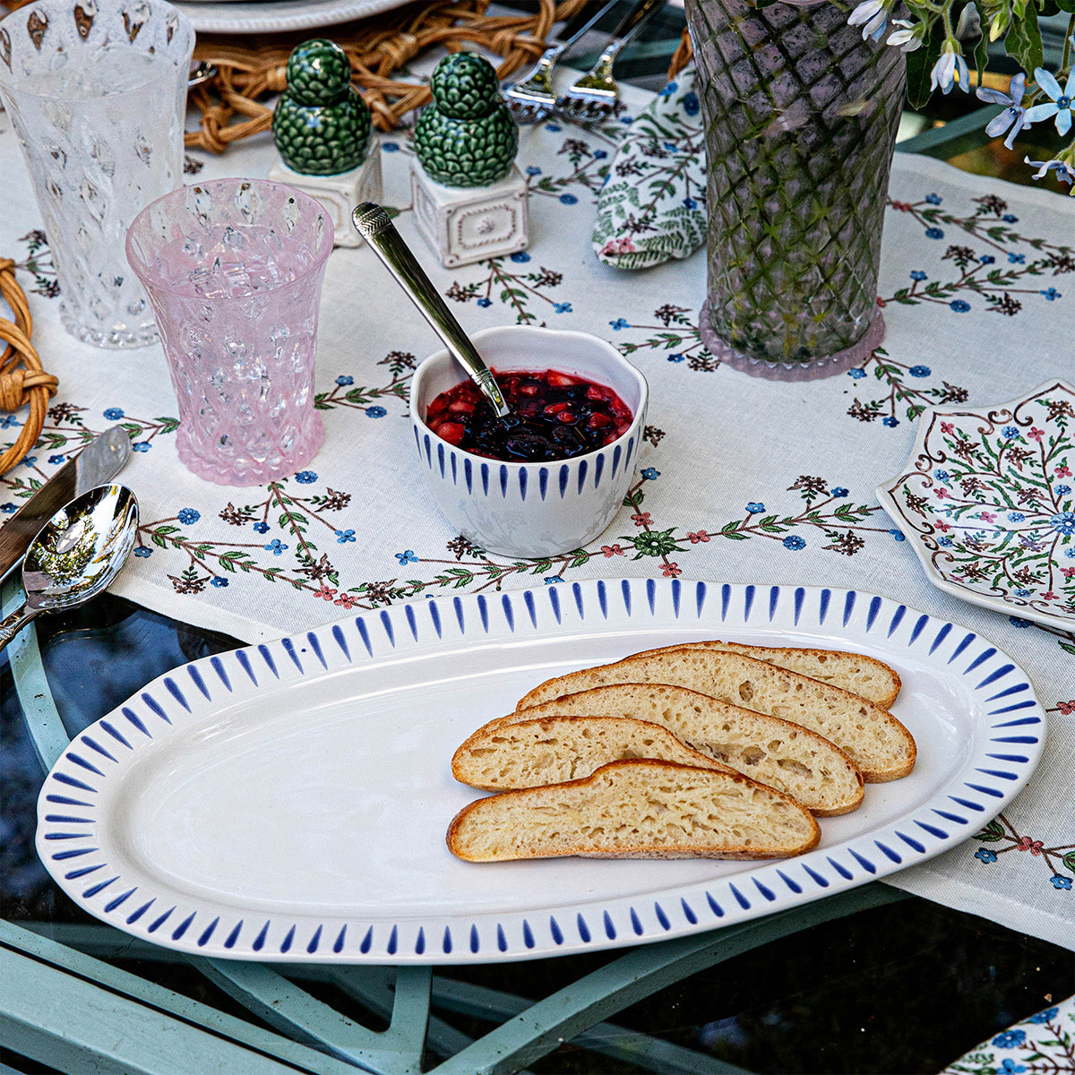 Sitio Stripe 15" Hostess Tray in Delft Blue