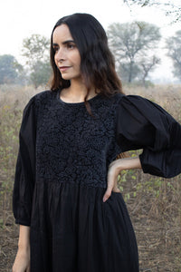 Orti Dress in Pirate Black