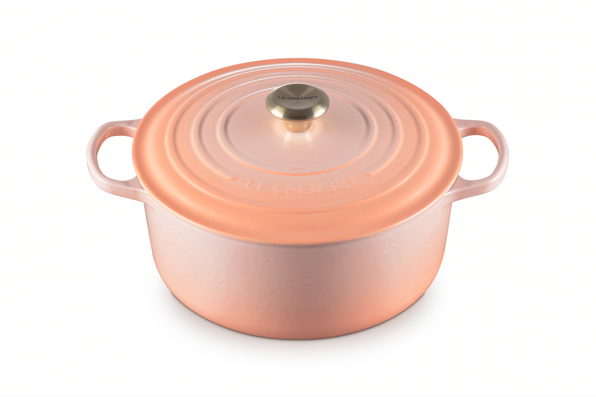 Signature Round Dutch Oven in Peche