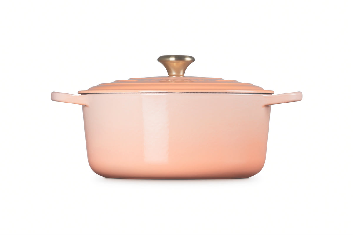 Signature Round Dutch Oven in Peche